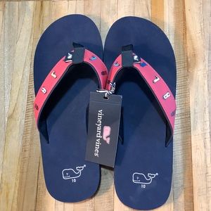 VINEYARD VINES MEN’S FLIP FLOPS